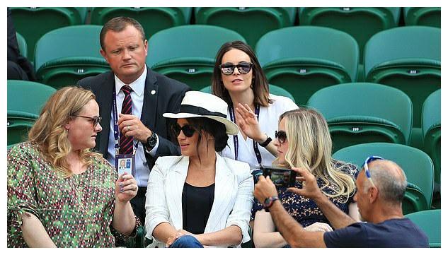 经验丰富的 经验丰富的