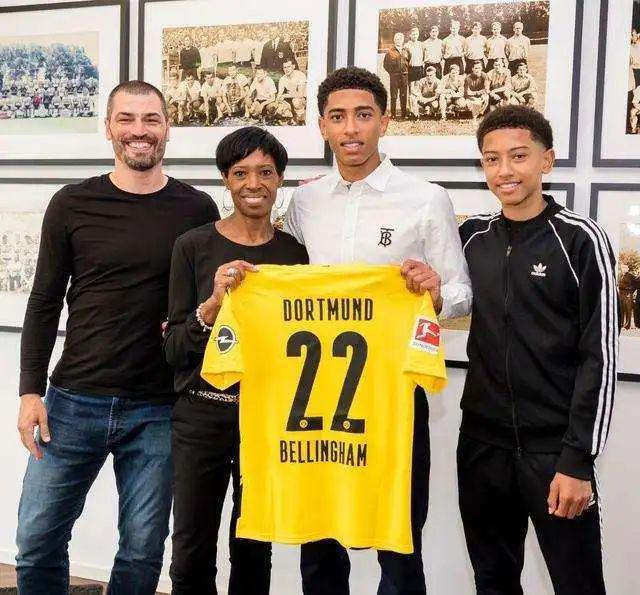 展提供了借 展提供了借