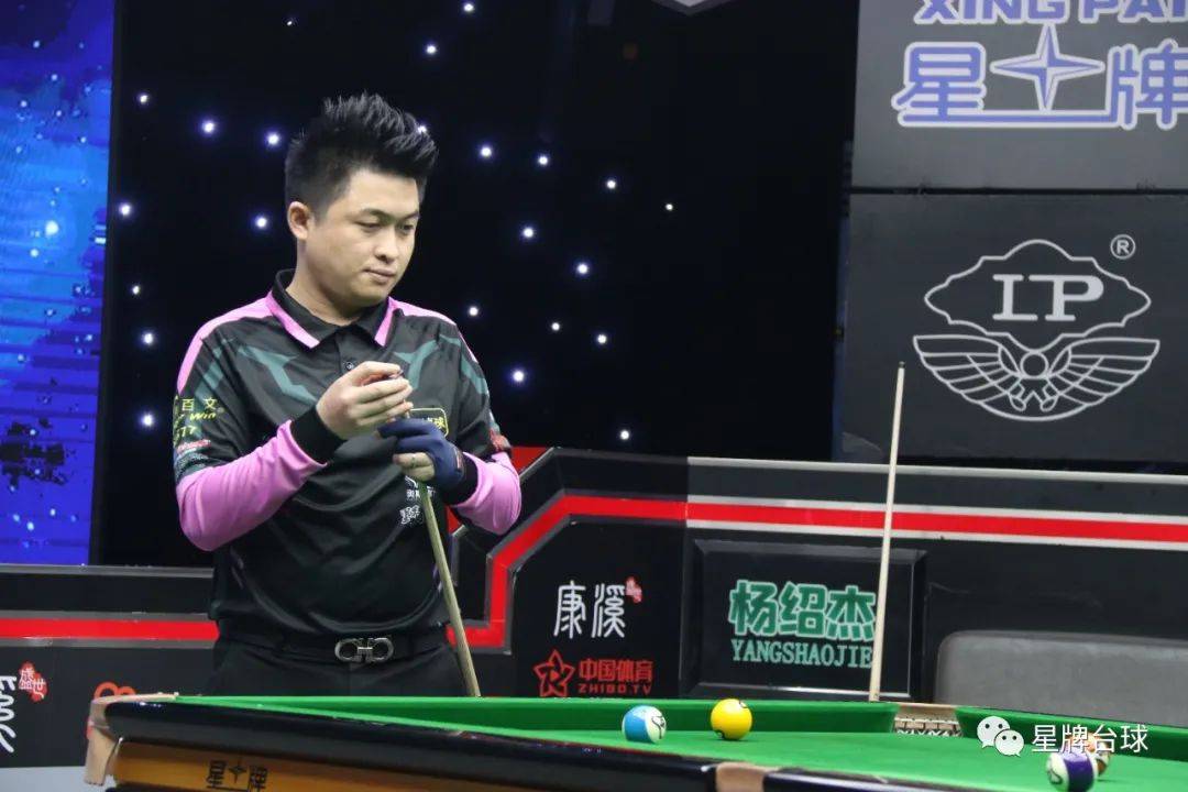 亲对他的影 亲对他的影